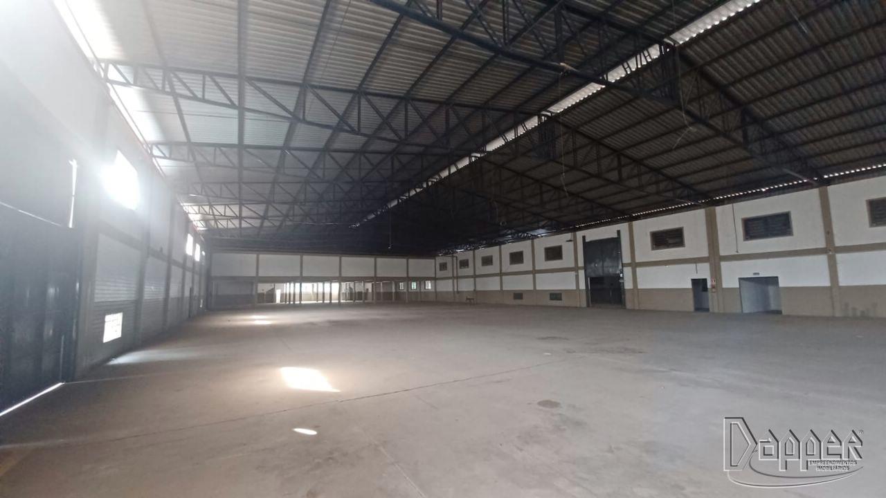 Depósito-Galpão-Armazém para alugar, 4000m² - Foto 3