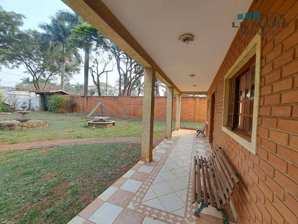 Chácara à venda e aluguel com 6 quartos, 750m² - Foto 10