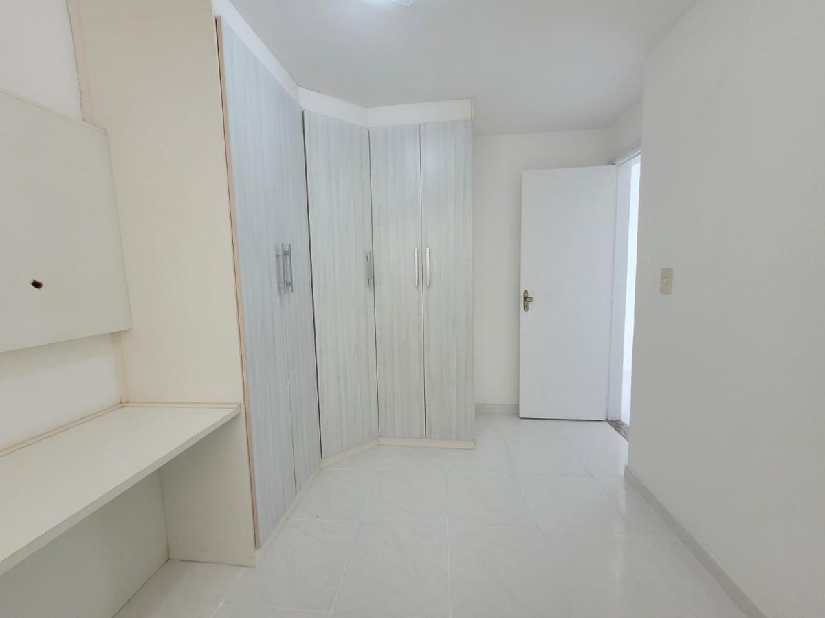 Apartamento à venda com 2 quartos, 85m² - Foto 17