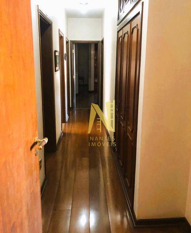 Apartamento à venda com 4 quartos, 231m² - Foto 8