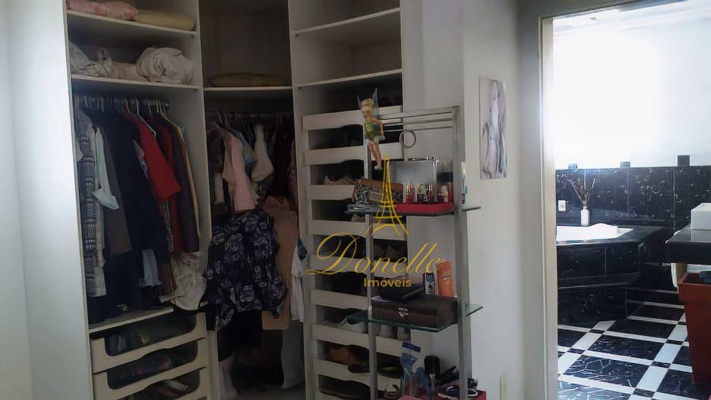 Sobrado à venda com 4 quartos, 300m² - Foto 24