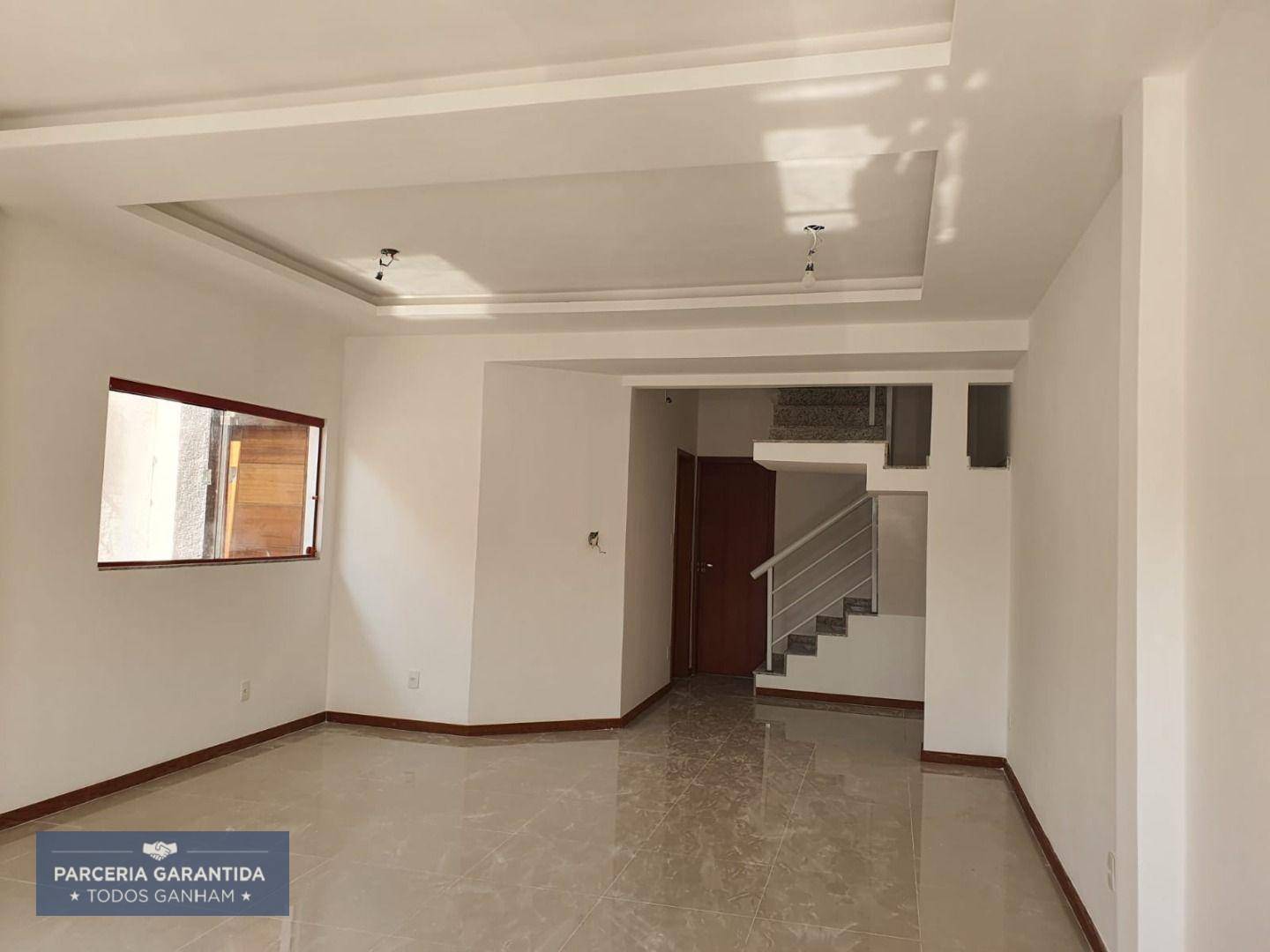 Casa à venda com 3 quartos, 142m² - Foto 9