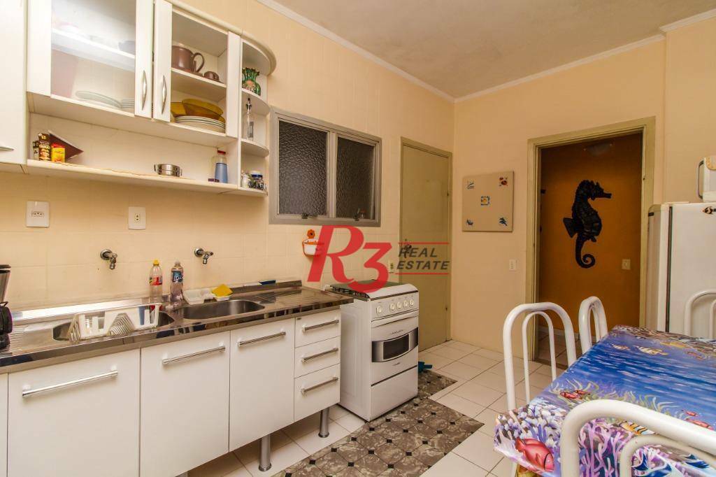 Apartamento à venda com 2 quartos, 67m² - Foto 2