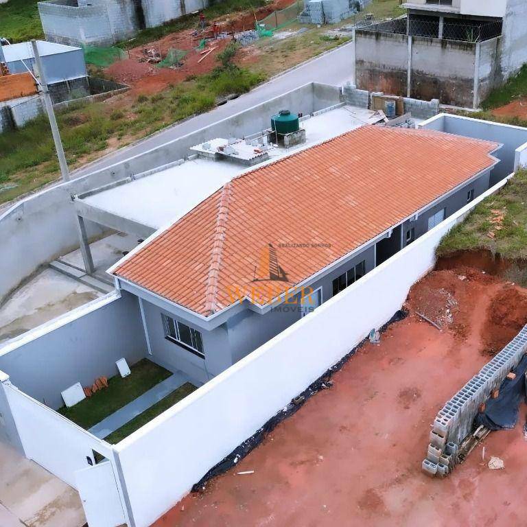 Casa à venda com 2 quartos, 76m² - Foto 2