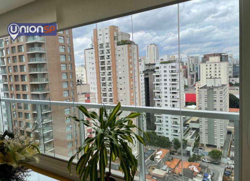 Apartamento à venda com 1 quarto, 67m² - Foto 4