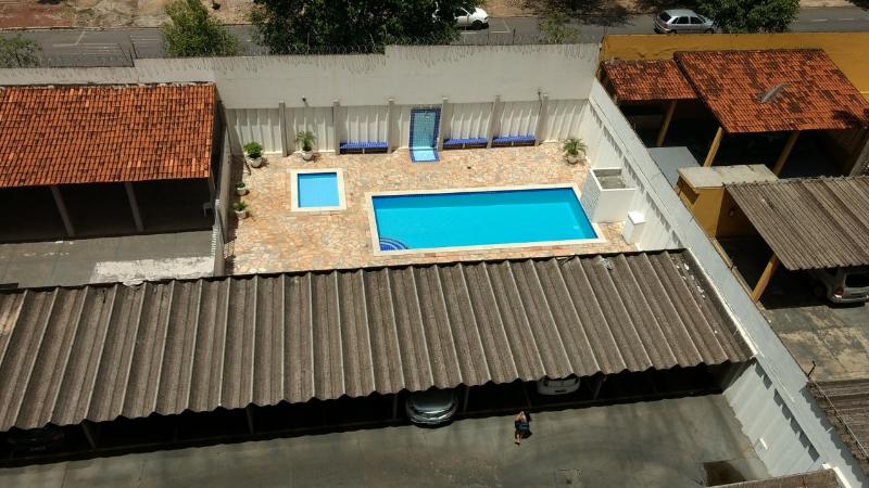 Apartamento à venda com 2 quartos, 64m² - Foto 9