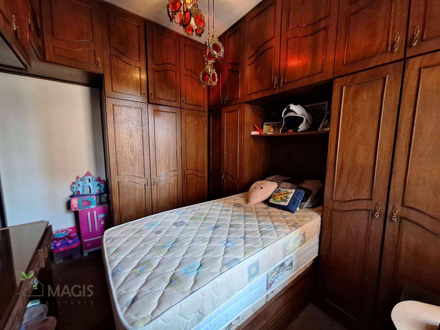 Apartamento à venda com 3 quartos, 116m² - Foto 9