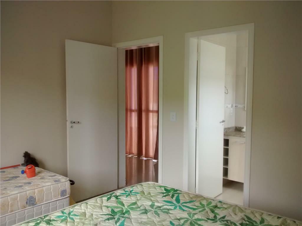 Casa à venda com 5 quartos, 260m² - Foto 9