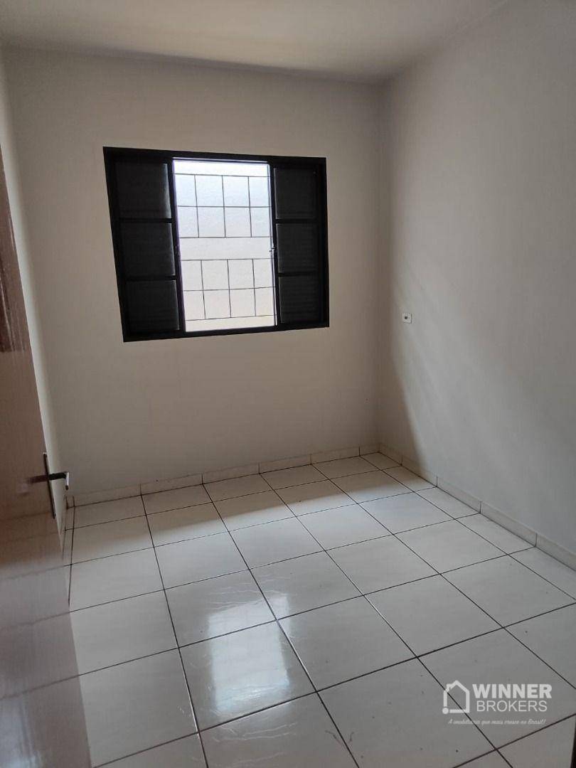 Casa à venda com 3 quartos, 81m² - Foto 13