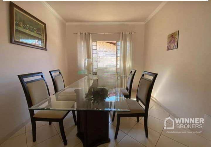 Casa à venda com 3 quartos, 180m² - Foto 5