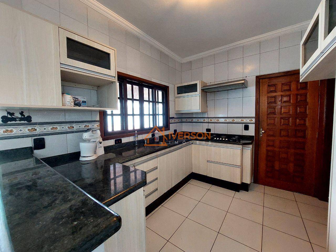 Casa, 3 quartos, 153 m² - Foto 3