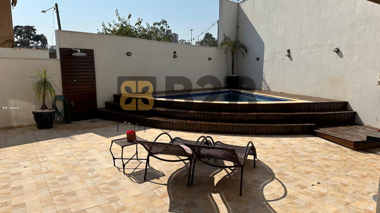 Casa de Condomínio à venda com 3 quartos, 255m² - Foto 33