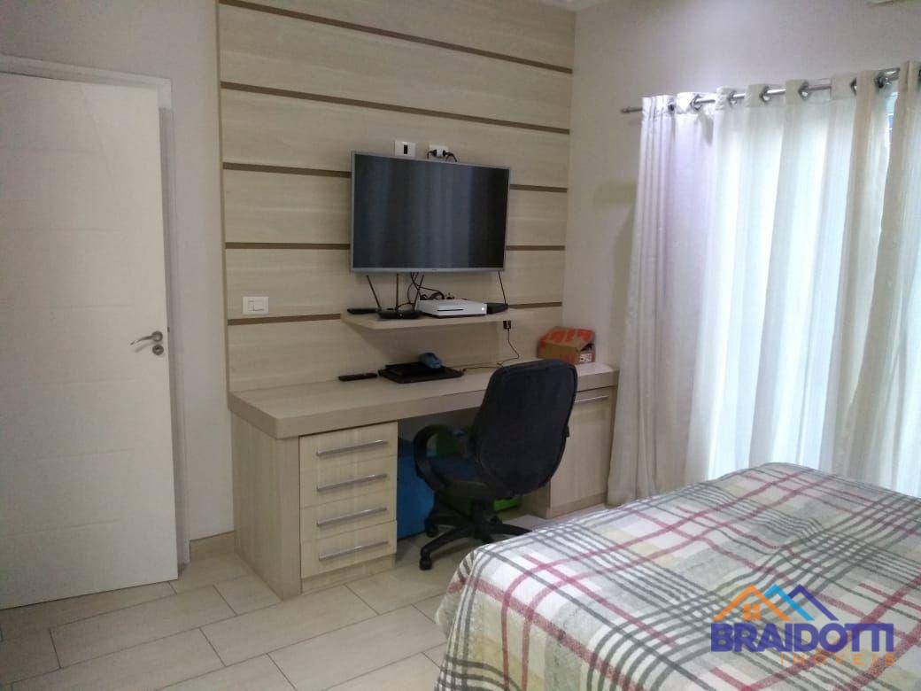 Casa à venda com 4 quartos, 361m² - Foto 49