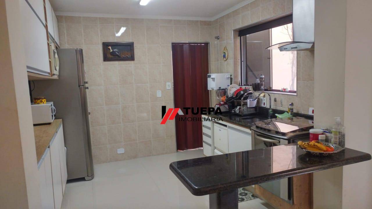 Sobrado à venda com 2 quartos, 185m² - Foto 21