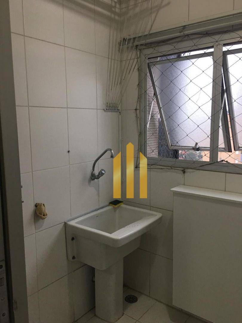 Apartamento à venda com 2 quartos, 70m² - Foto 28