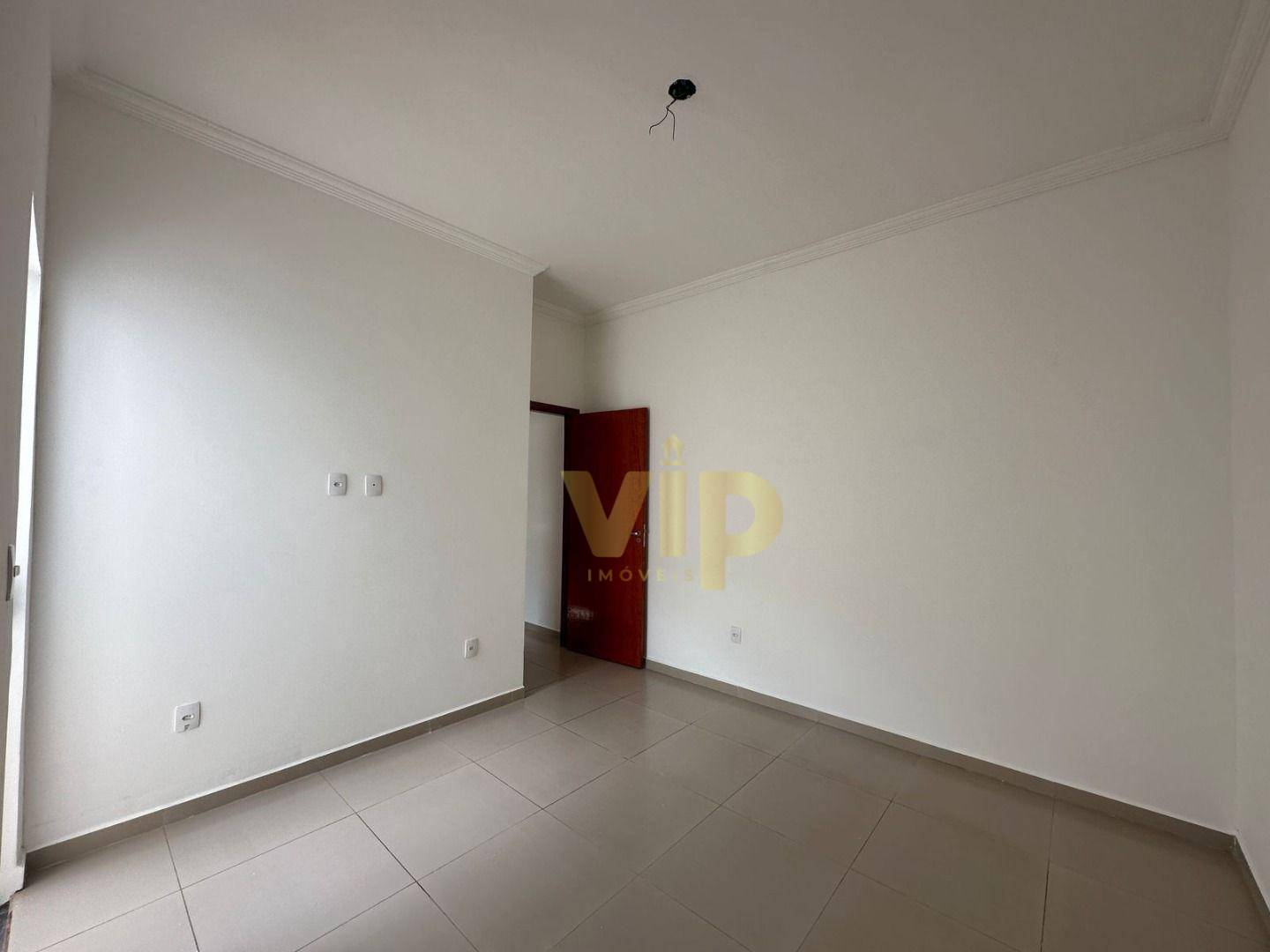 Casa à venda com 2 quartos, 70m² - Foto 12