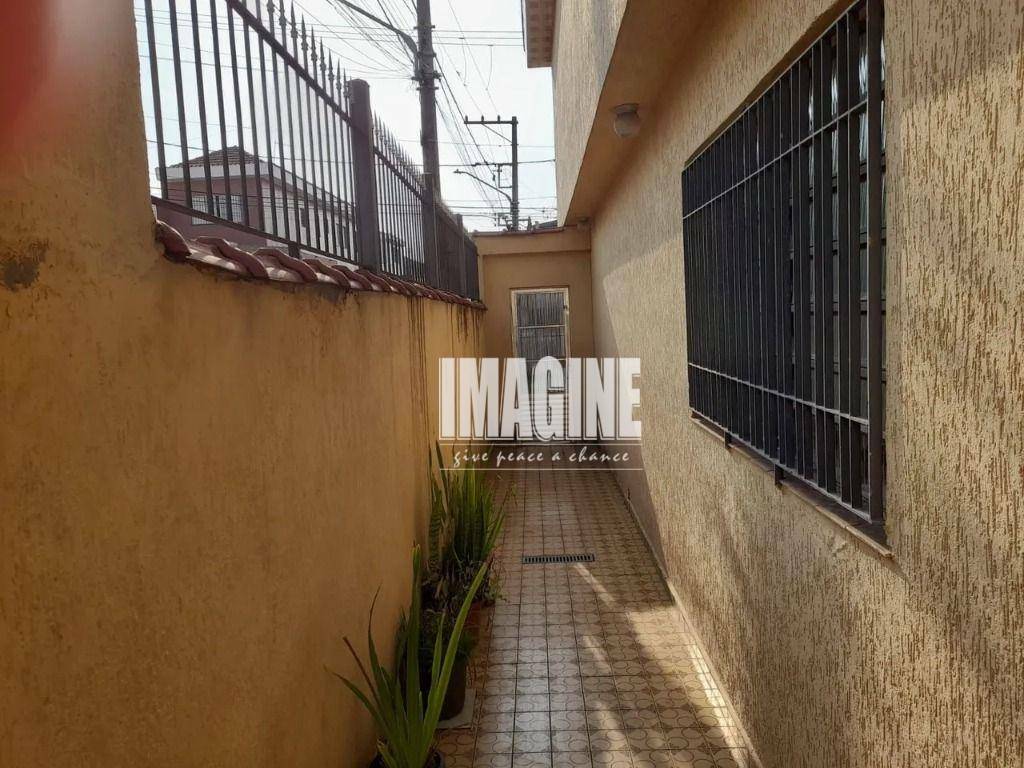 Casa à venda com 2 quartos, 124m² - Foto 9