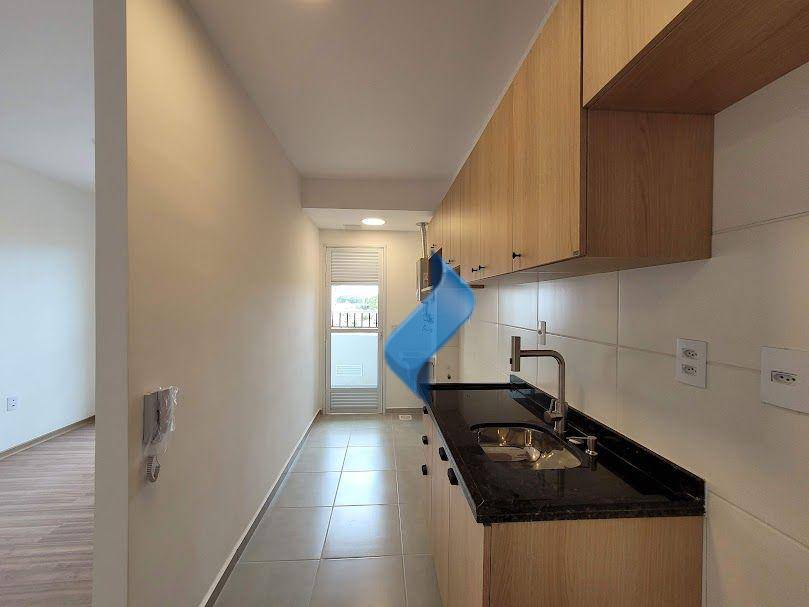 Apartamento para alugar com 2 quartos, 60m² - Foto 5