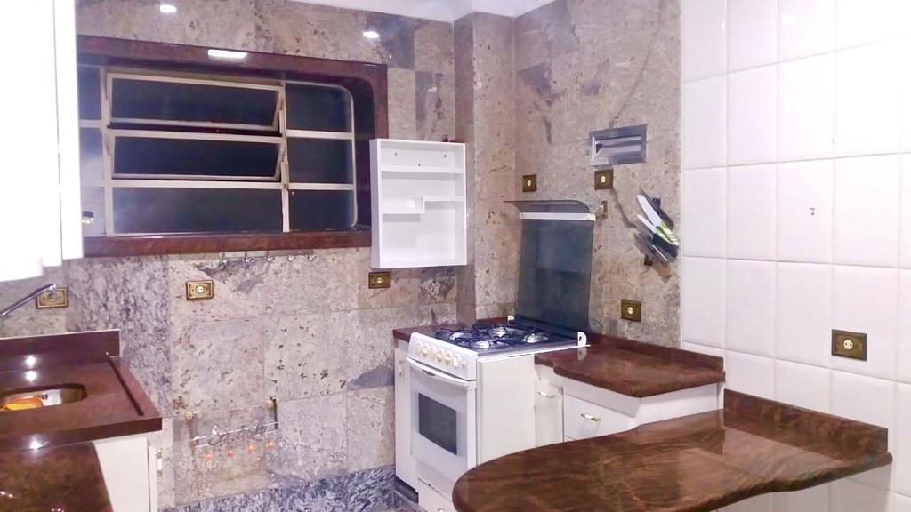 Apartamento à venda com 2 quartos, 95m² - Foto 8