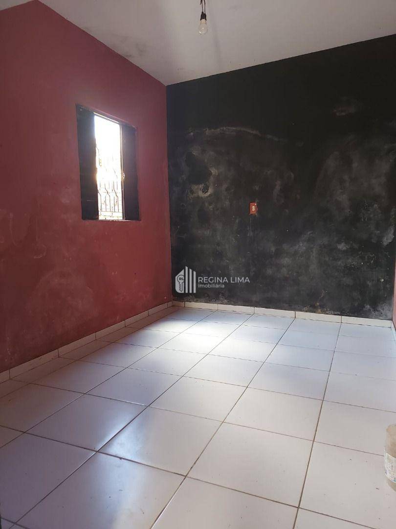 Casa à venda com 3 quartos, 250M2 - Foto 2