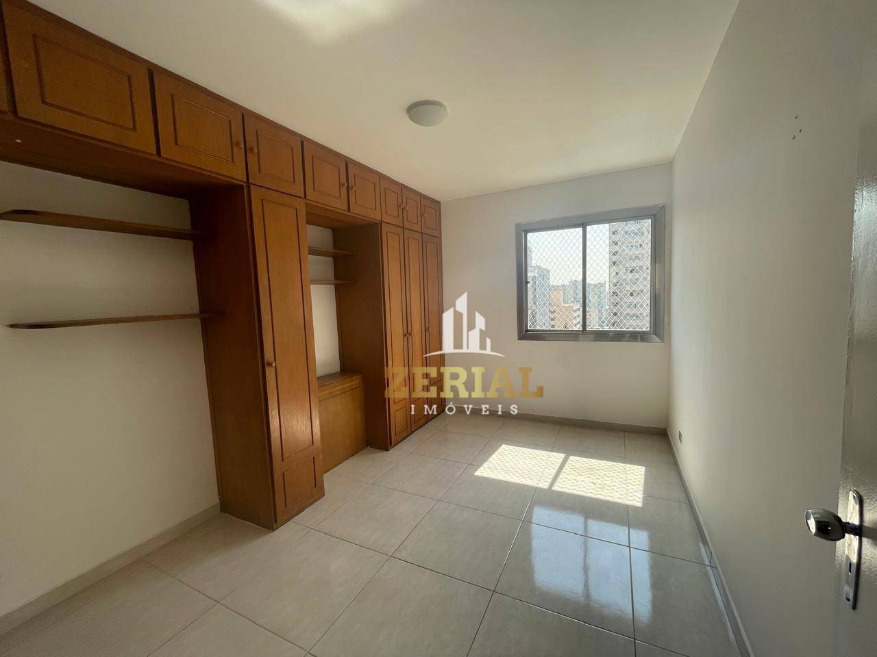 Apartamento para alugar com 3 quartos, 116m² - Foto 15