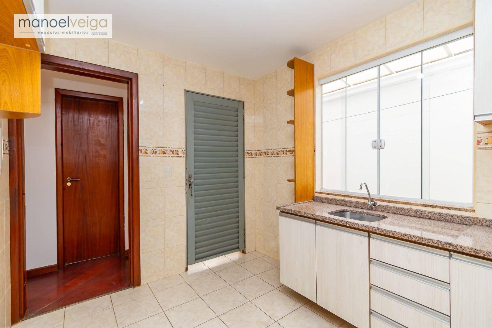 Sobrado para alugar com 3 quartos, 100m² - Foto 12