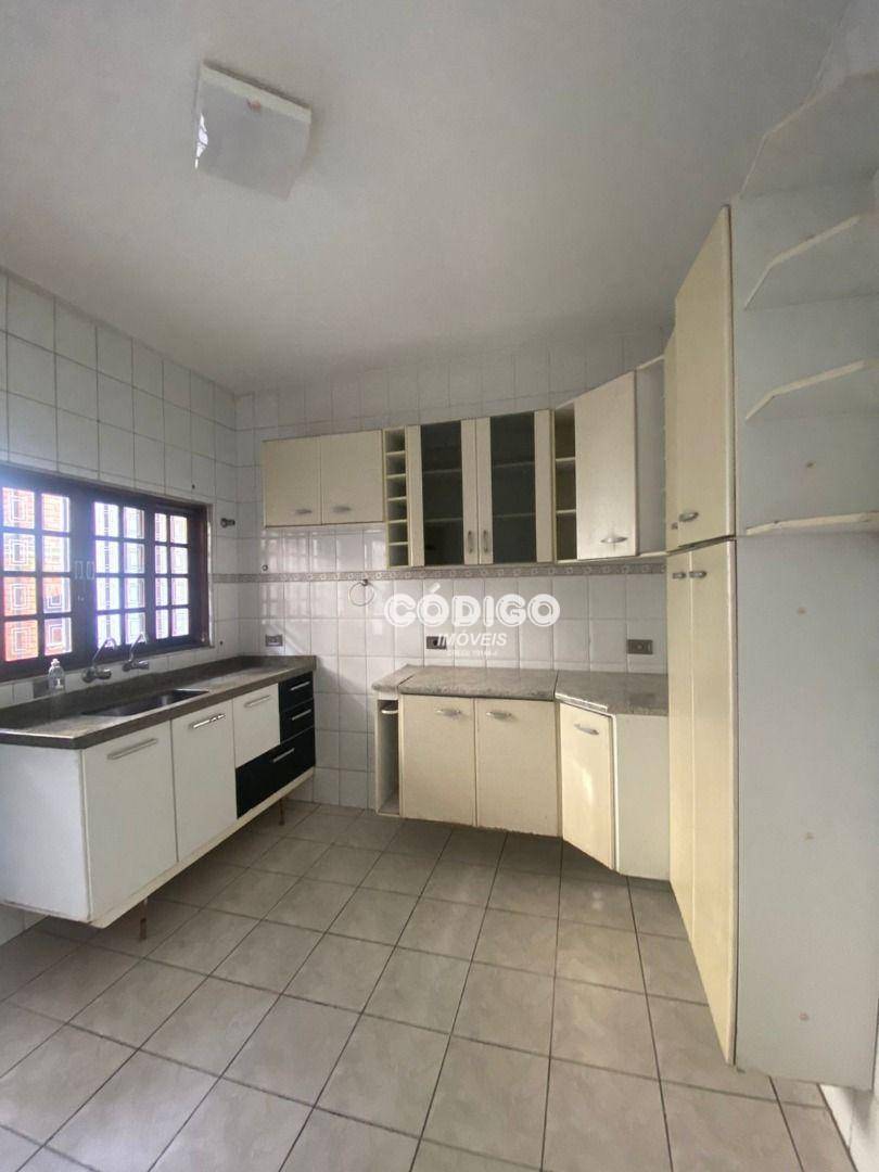 Sobrado para alugar com 3 quartos, 130m² - Foto 6