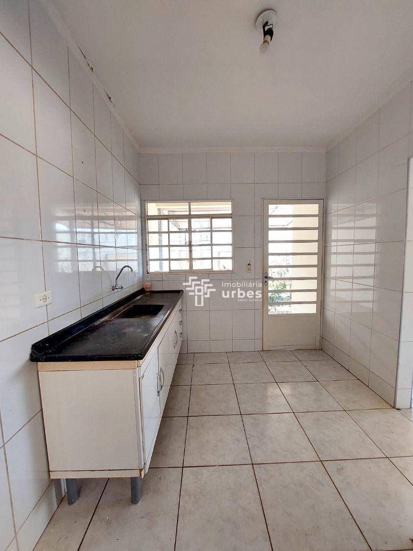 Casa para alugar com 3 quartos, 119m² - Foto 4