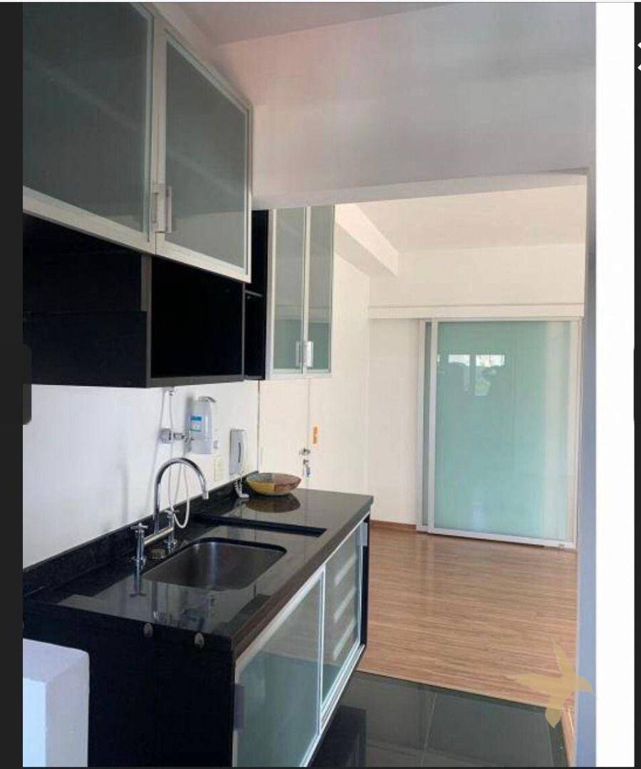 Apartamento para alugar com 1 quarto, 63m² - Foto 9