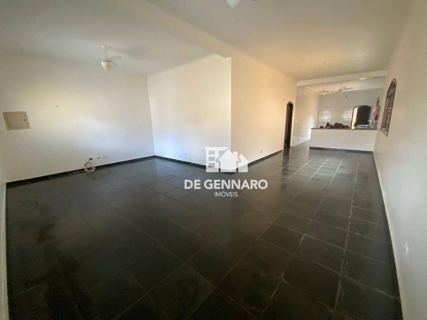 Casa à venda com 3 quartos, 241m² - Foto 14