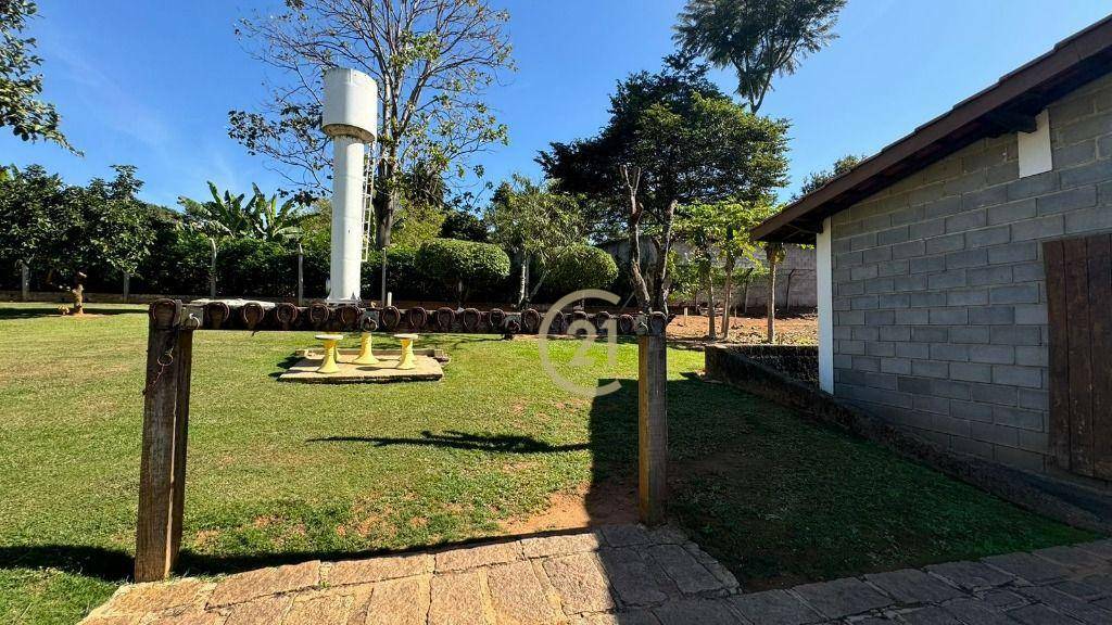 Chácara à venda com 5 quartos, 1000m² - Foto 11