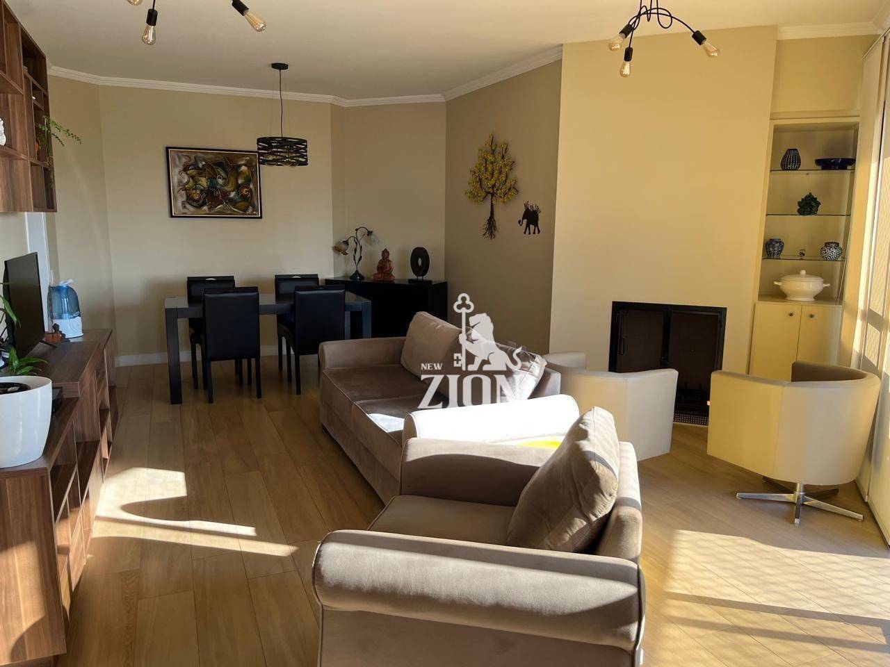 Apartamento à venda com 3 quartos, 150m² - Foto 1