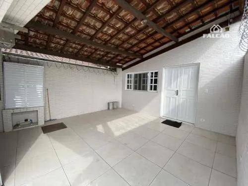 Casa à venda com 2 quartos, 80m² - Foto 9