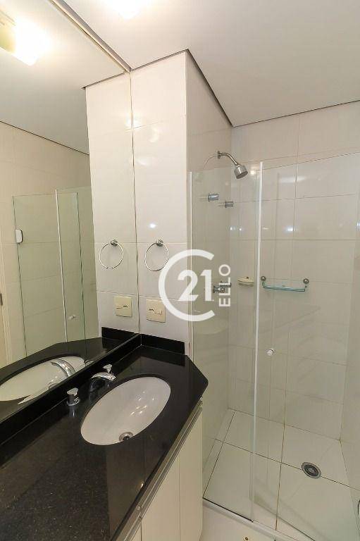 Apartamento para alugar com 2 quartos, 71m² - Foto 12