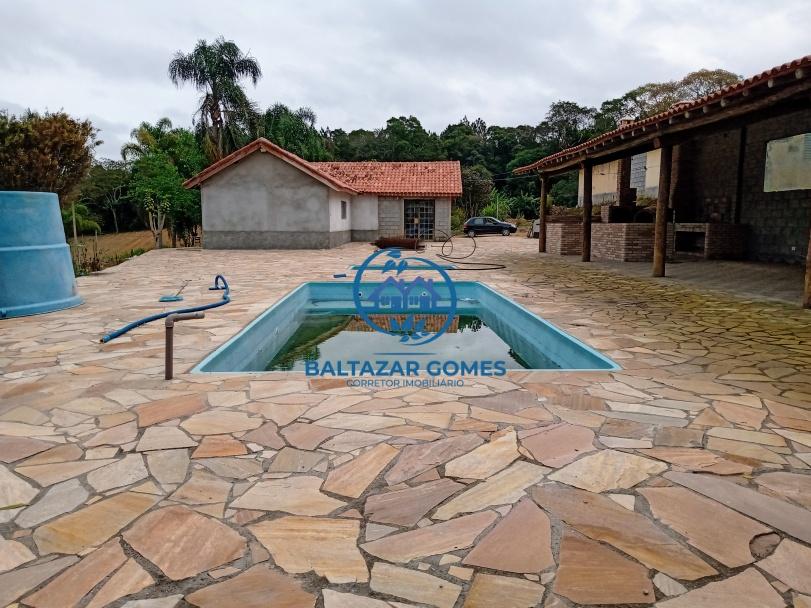 Fazenda à venda com 3 quartos, 56000m² - Foto 1