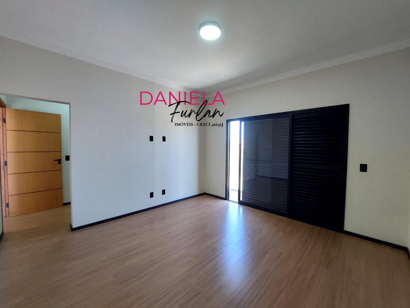 Casa de Condomínio para alugar com 3 quartos, 302m² - Foto 27