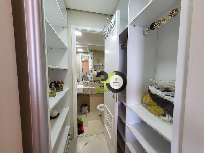 Apartamento à venda com 2 quartos, 66m² - Foto 13