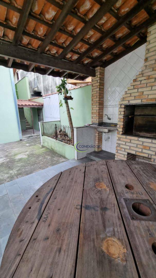 Sobrado à venda e aluguel com 3 quartos, 236m² - Foto 20