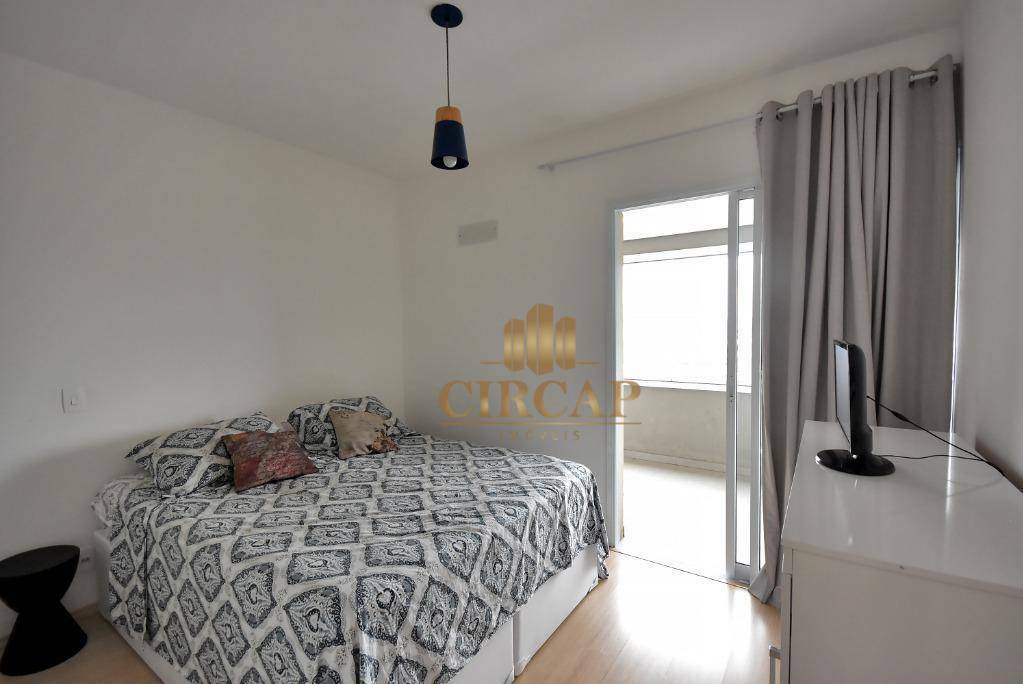 Apartamento à venda com 1 quarto, 45m² - Foto 15