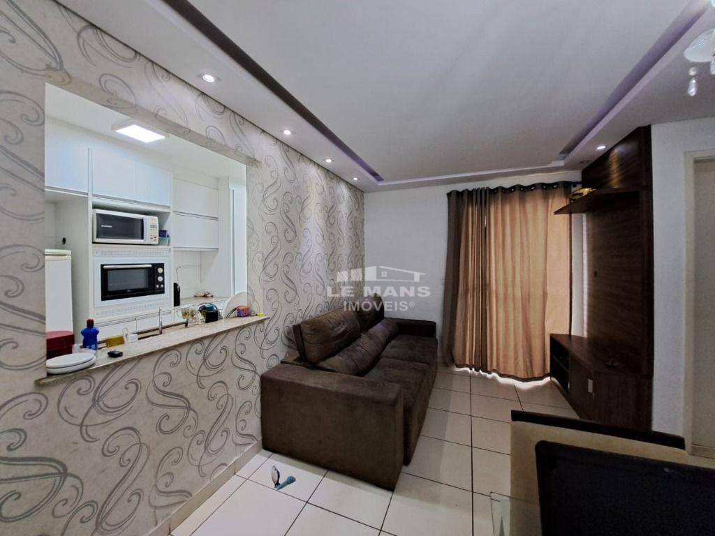 Apartamento à venda com 2 quartos, 55m² - Foto 9