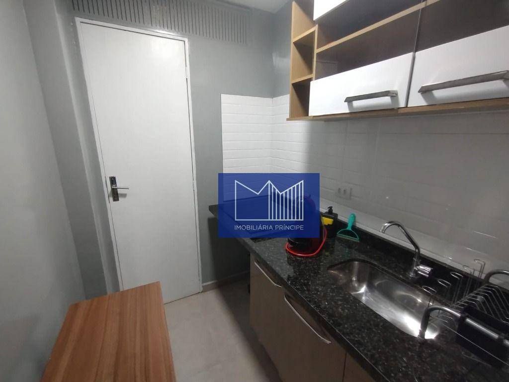 Apartamento à venda com 2 quartos, 67m² - Foto 2