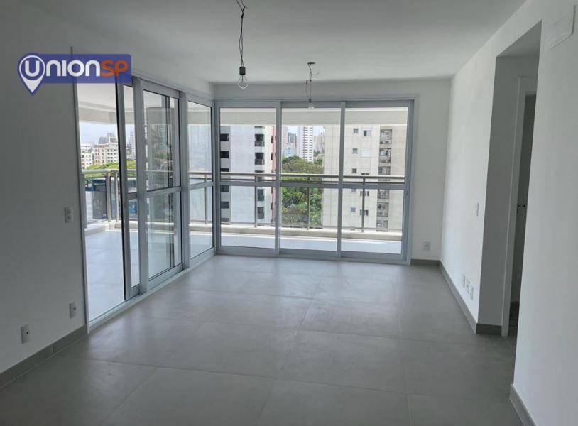 Apartamento à venda com 3 quartos, 140m² - Foto 1