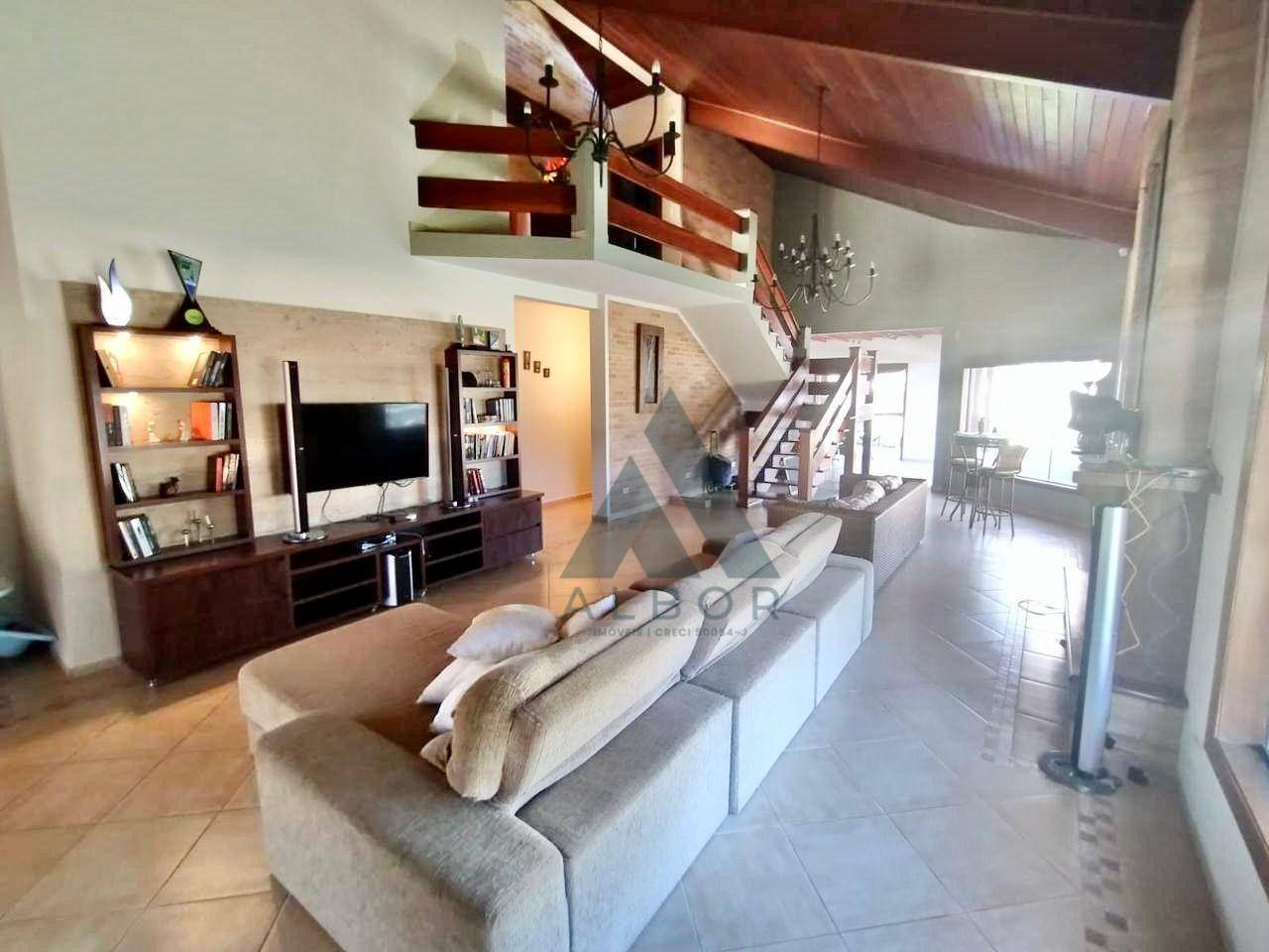 Sobrado, 4 quartos, 346 m² - Foto 2