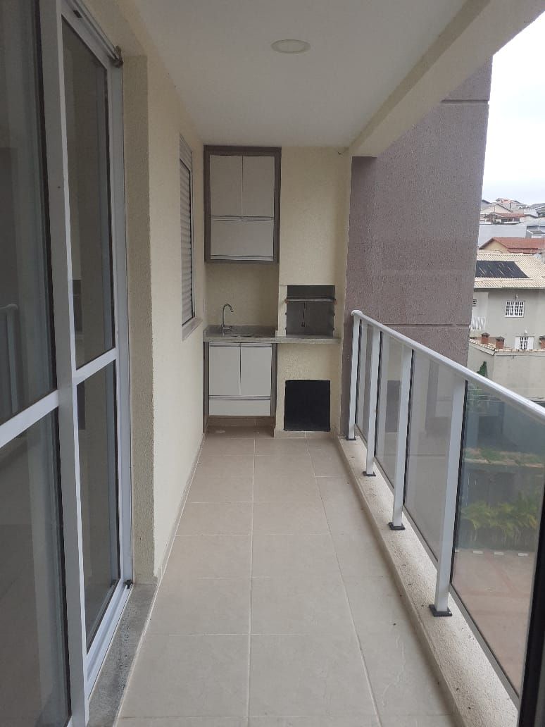 Apartamento à venda com 3 quartos, 81m² - Foto 2