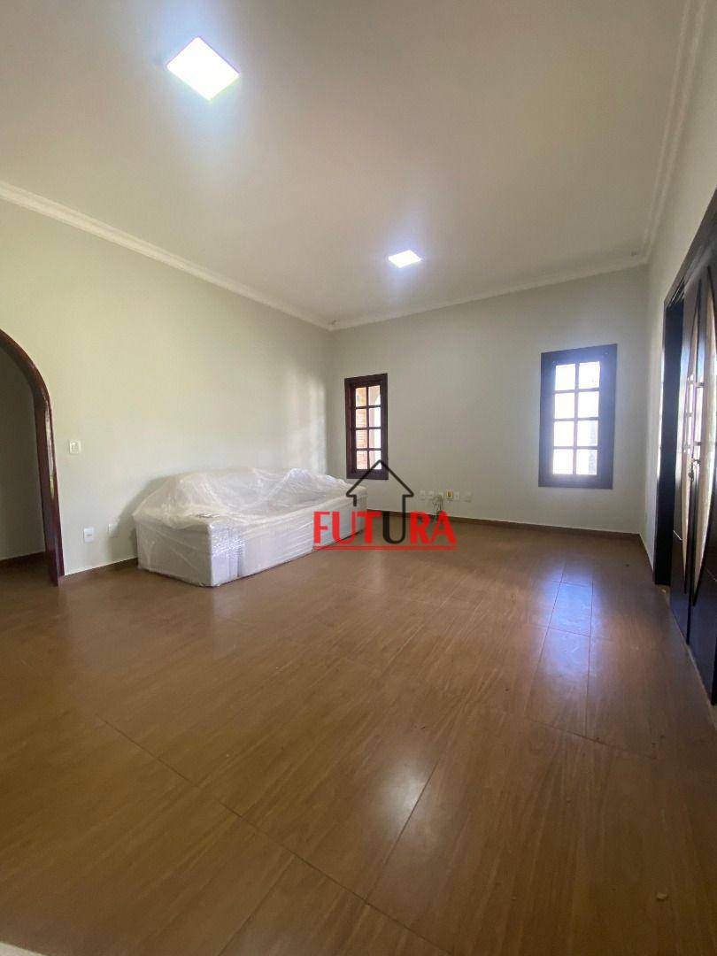 Casa à venda com 4 quartos, 280m² - Foto 14