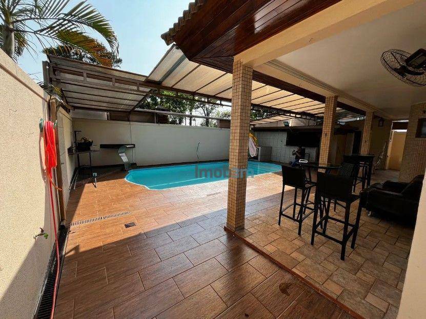 Casa à venda com 5 quartos, 300m² - Foto 23