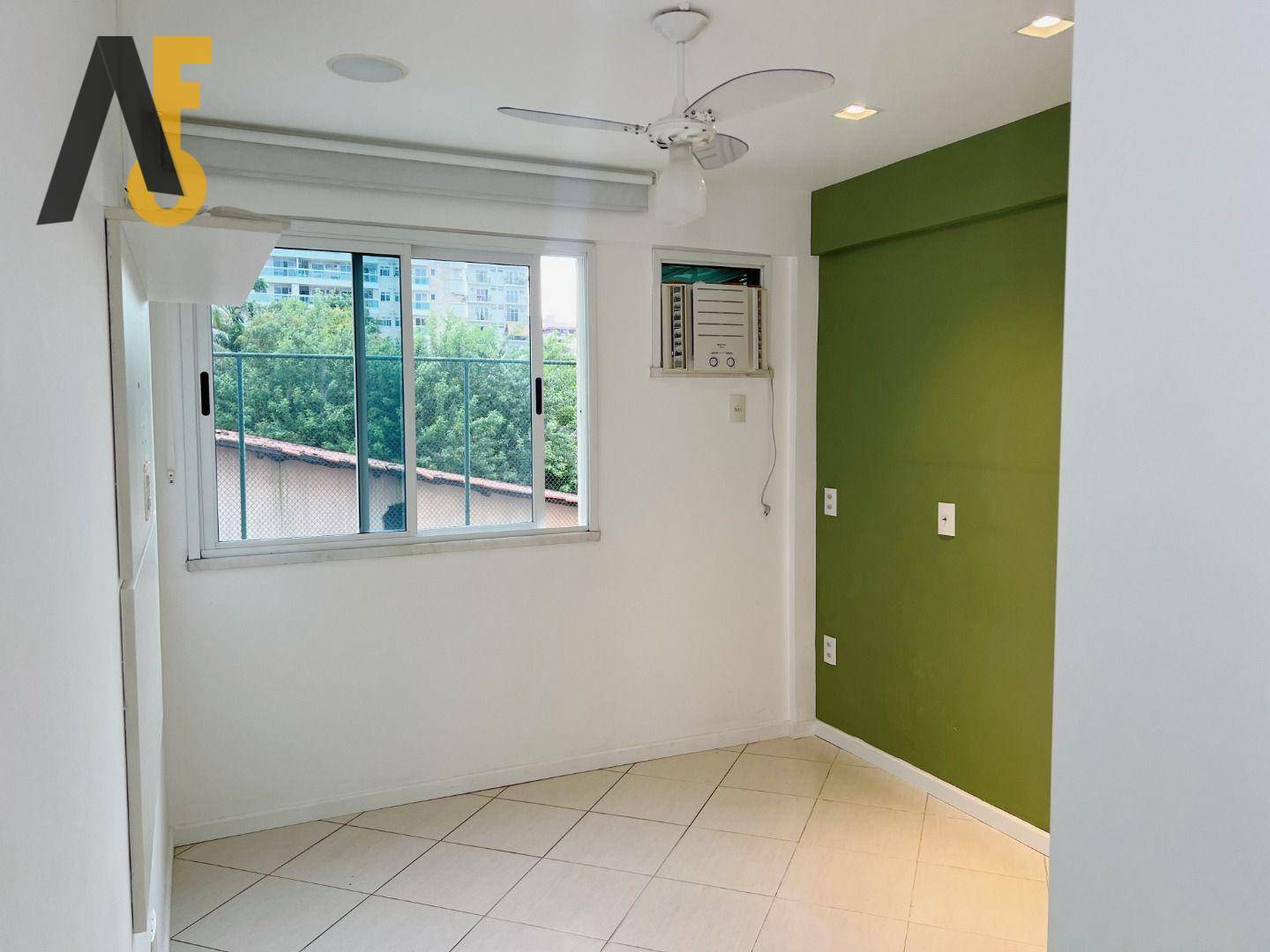 Apartamento à venda com 2 quartos, 80m² - Foto 23