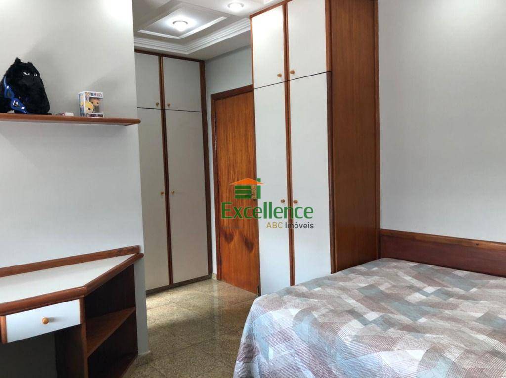 Apartamento à venda com 4 quartos, 228m² - Foto 8