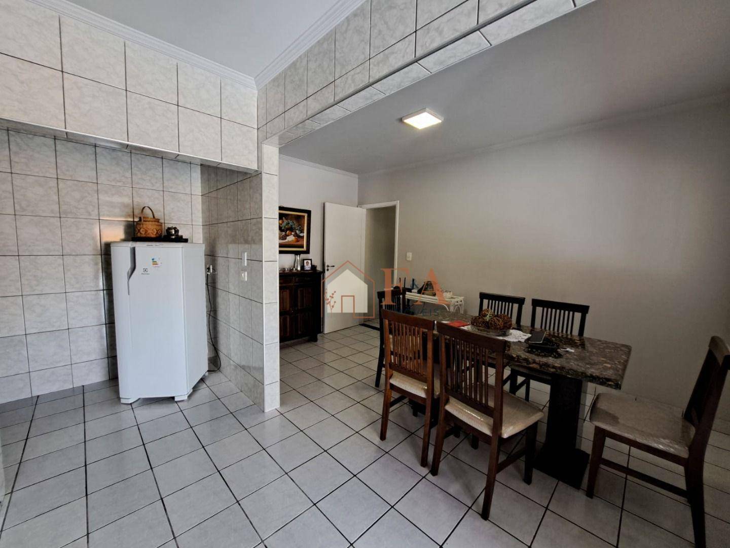 Casa de Condomínio à venda com 2 quartos, 300m² - Foto 17