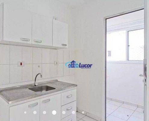 Apartamento à venda com 2 quartos, 45m² - Foto 11